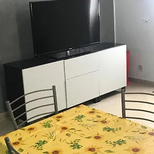 Apartment Boomerang House - Airport, Center & Beach, Catania
